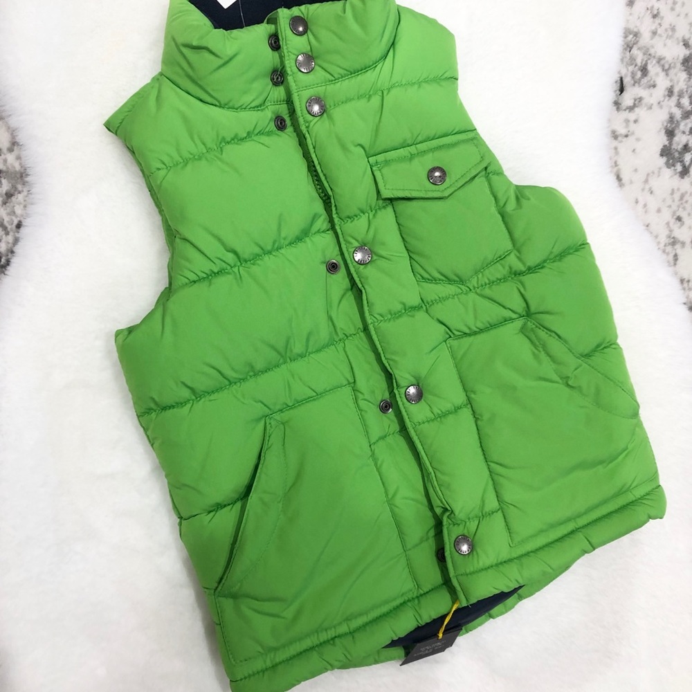 GAP kids fall/winter puffer vest